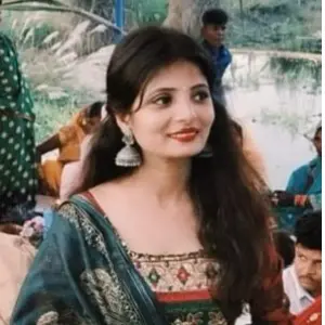 top mehndi artist