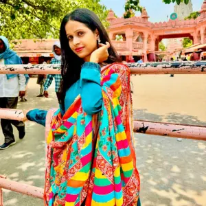 Ruby Praveen: Best Mehandi Artest in Patna | Ruby Mehandi Wali Patna Founder